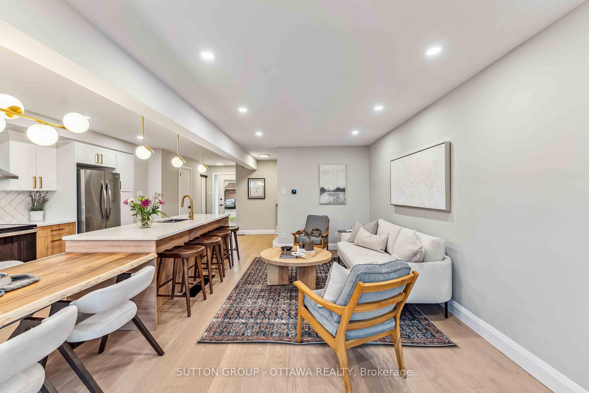 Photo 12 of 62 Erin Crescent, Ottawa, Hunt Club — HOMEH