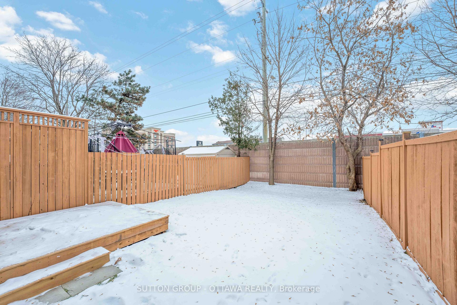 Photo 38 of 62 Erin Crescent, Ottawa, Hunt Club — HOMEH