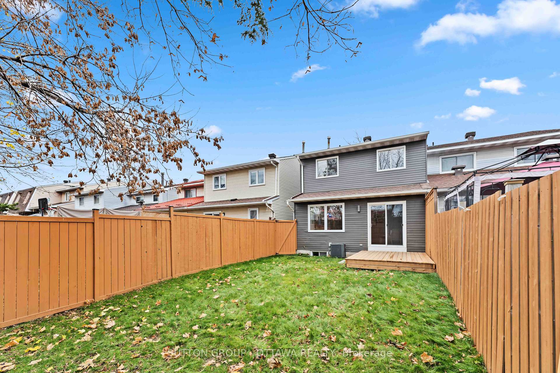Photo 39 of 62 Erin Crescent, Ottawa, Hunt Club — HOMEH