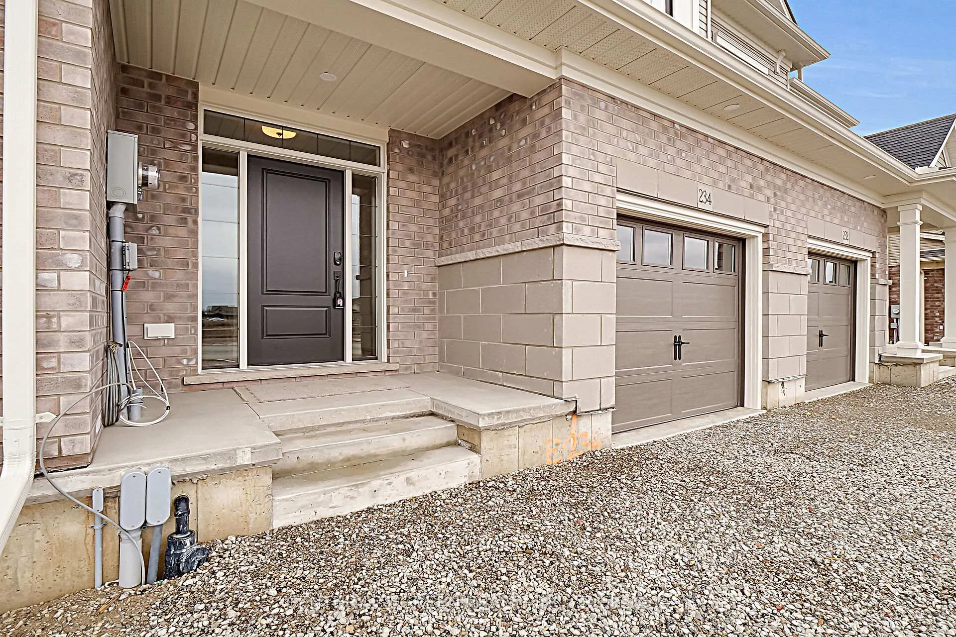 Photo 3 of 234 Renaissance Drive, St. Thomas — HOMEH