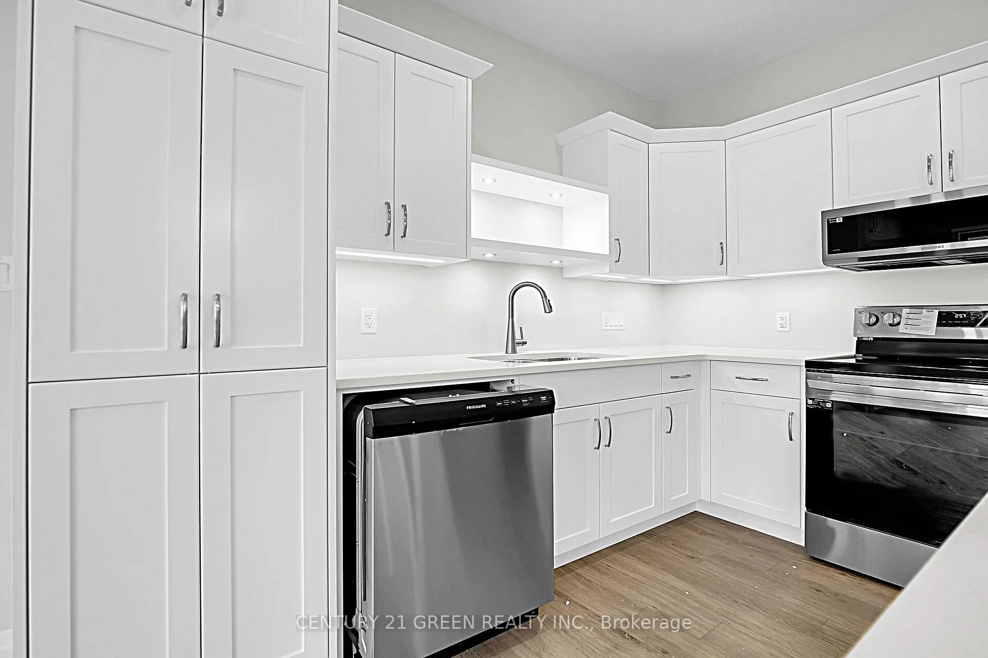 Photo 8 of 234 Renaissance Drive, St. Thomas — HOMEH