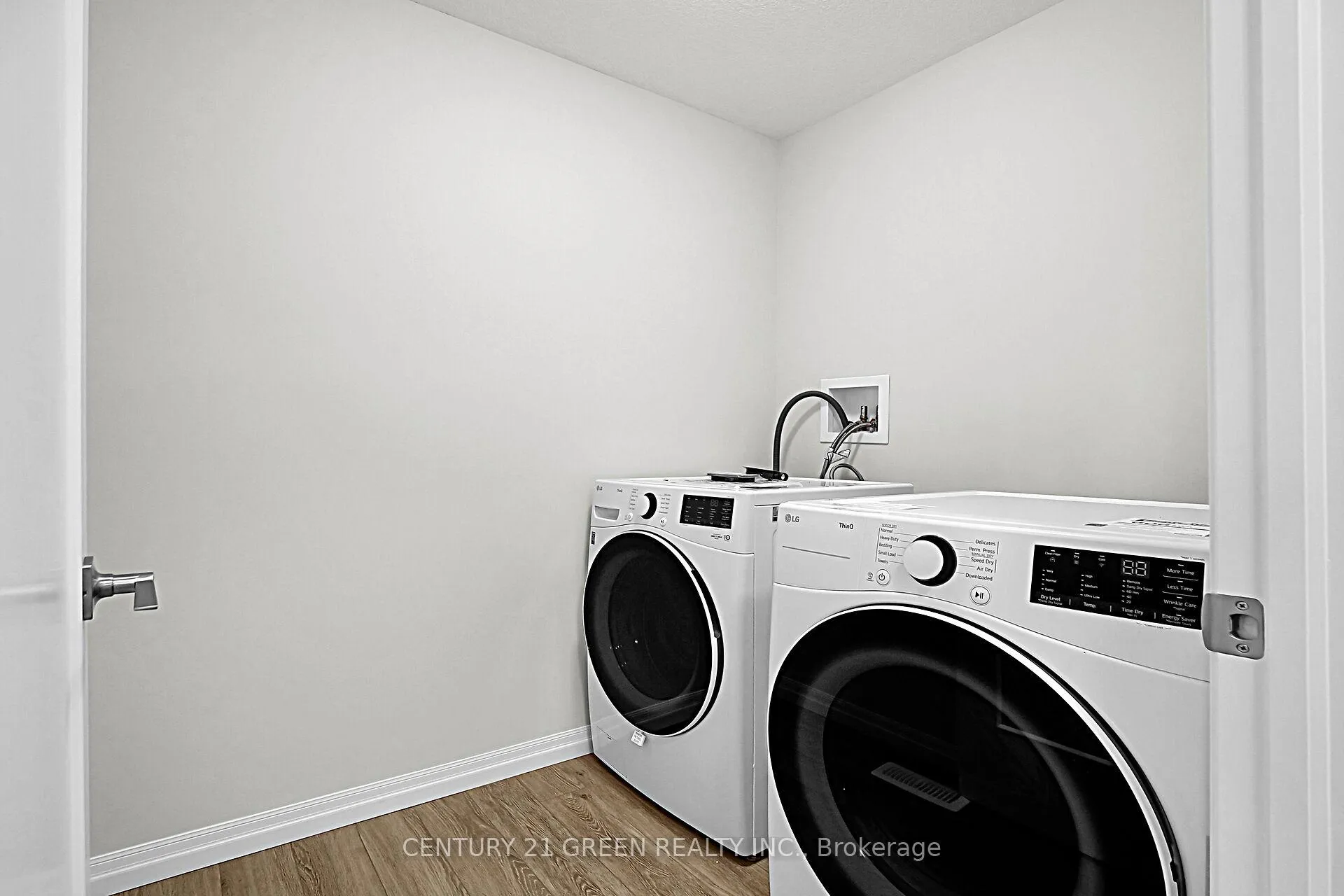 Photo 18 of 234 Renaissance Drive, St. Thomas — HOMEH