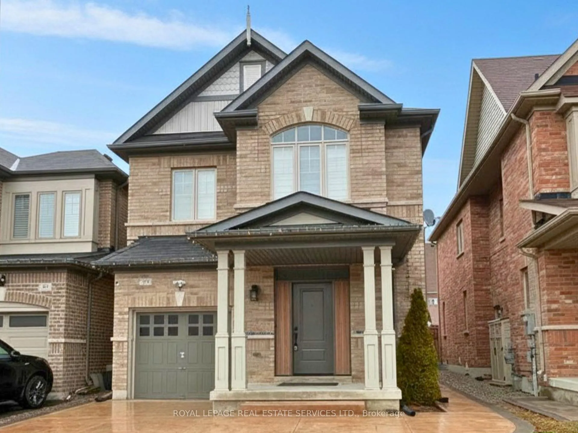 Front of 305 Moody Drive