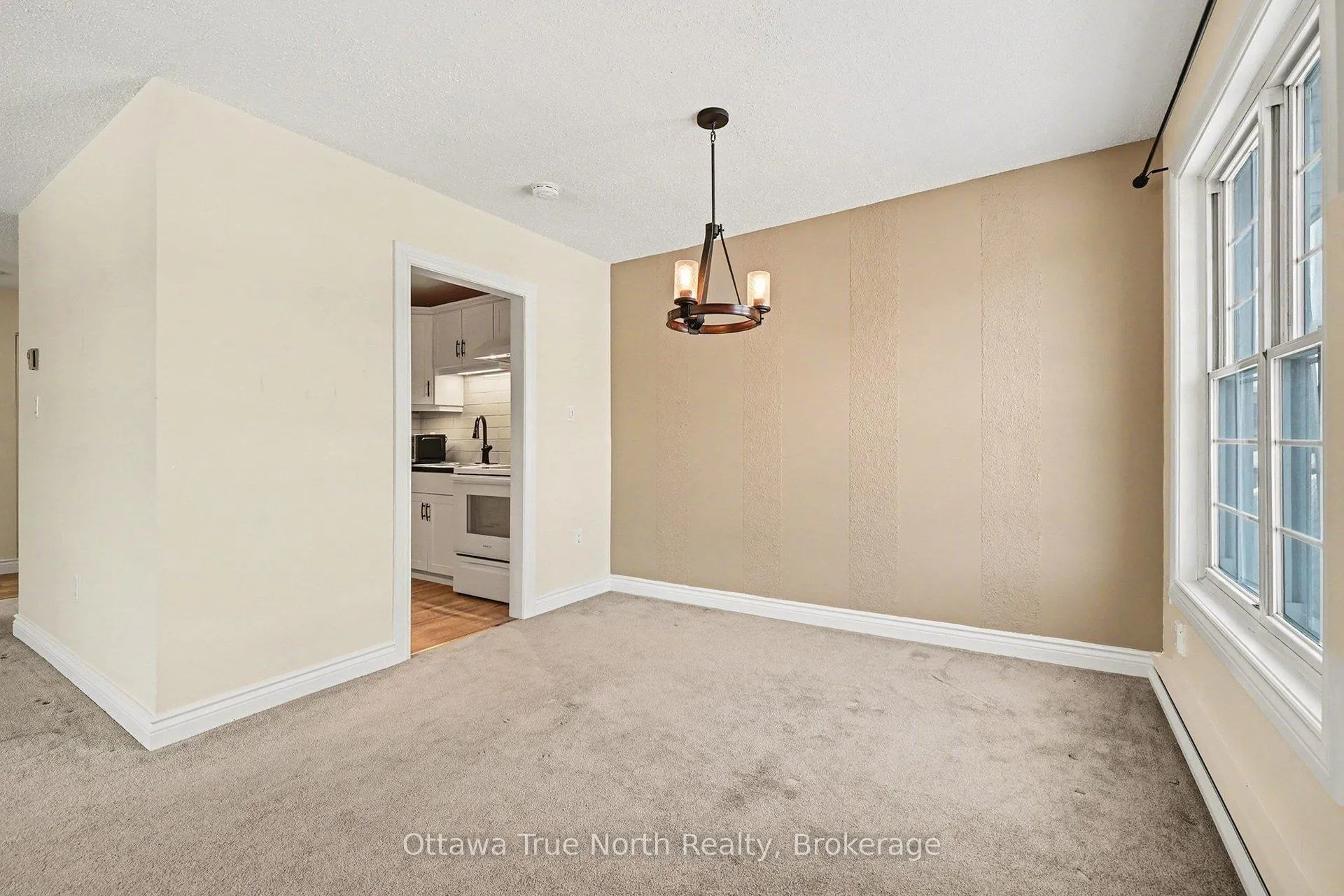Photo 6 of Unit 3, 5 Charles Street, Carleton Place — HOMEH