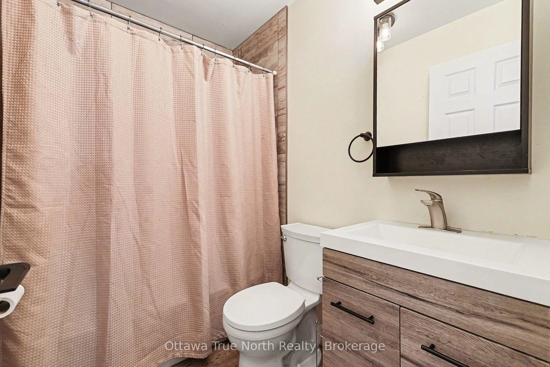 Photo 11 of Unit 3, 5 Charles Street, Carleton Place — HOMEH