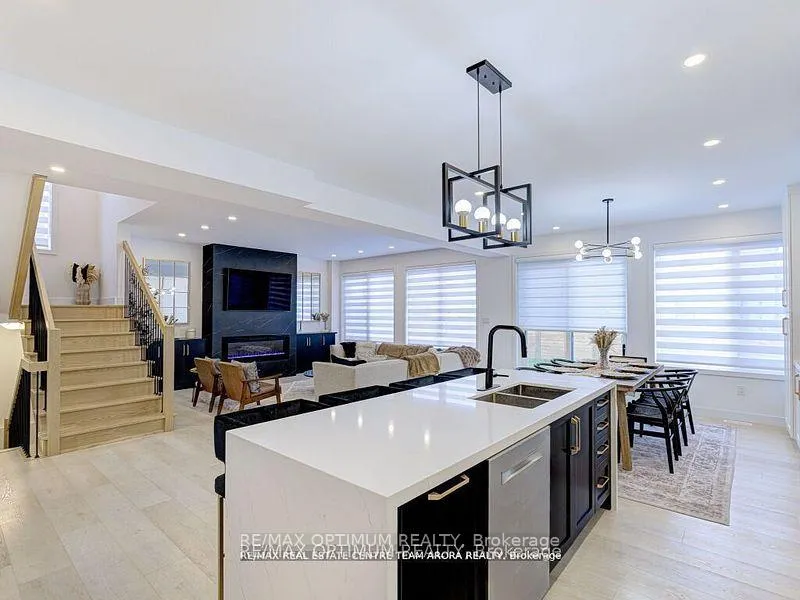 Photo 11 of 171 Klein Circle, Hamilton, Ancaster — HOMEH