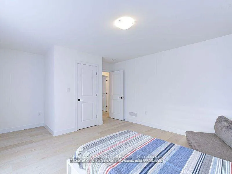Photo 31 of 171 Klein Circle, Hamilton, Ancaster — HOMEH
