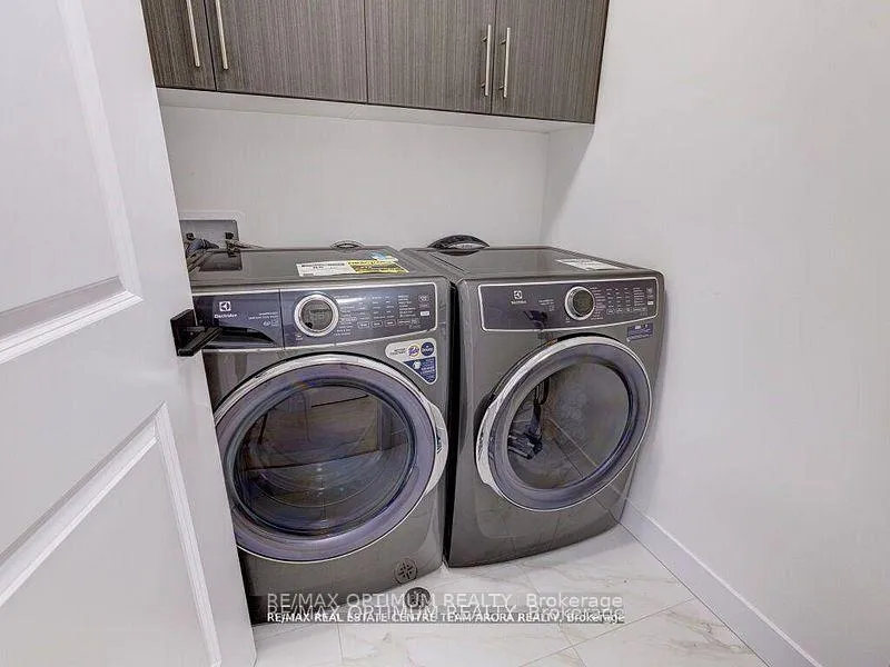 Photo 35 of 171 Klein Circle, Hamilton, Ancaster — HOMEH