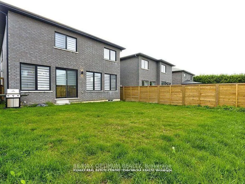 Photo 37 of 171 Klein Circle, Hamilton, Ancaster — HOMEH