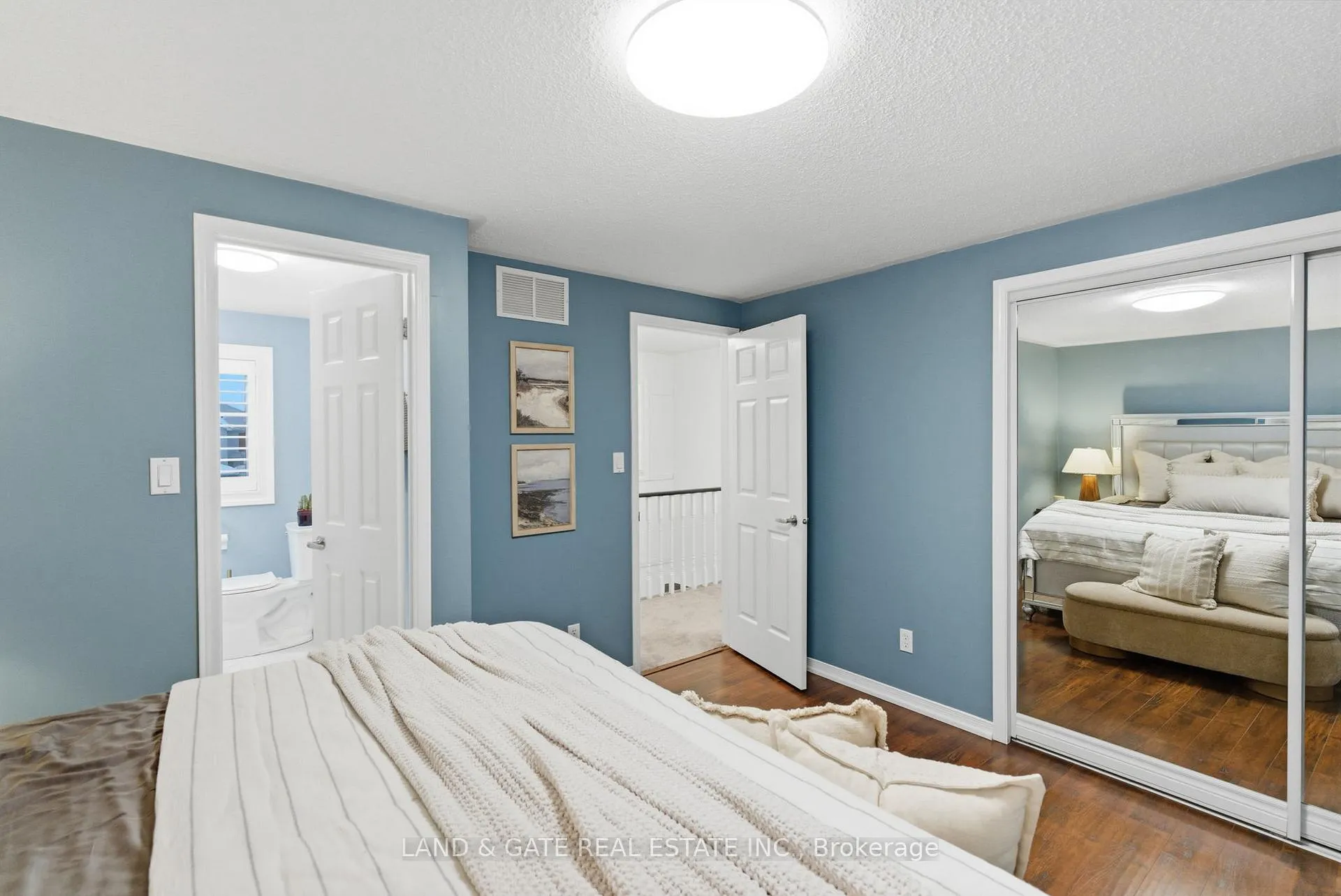 Photo 20 of 87 Hooper Square, Clarington, Bowmanville — HOMEH
