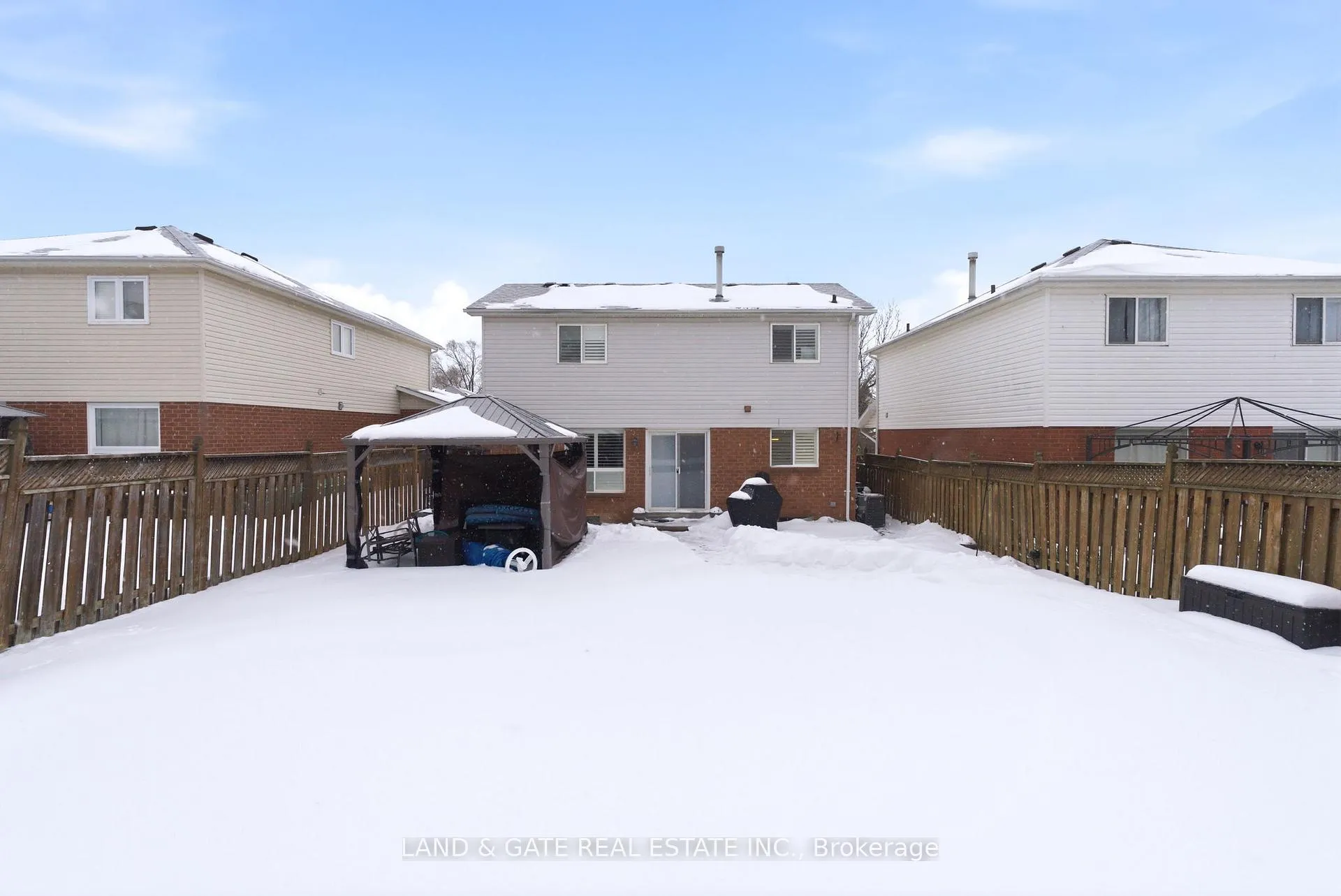 Photo 35 of 87 Hooper Square, Clarington, Bowmanville — HOMEH