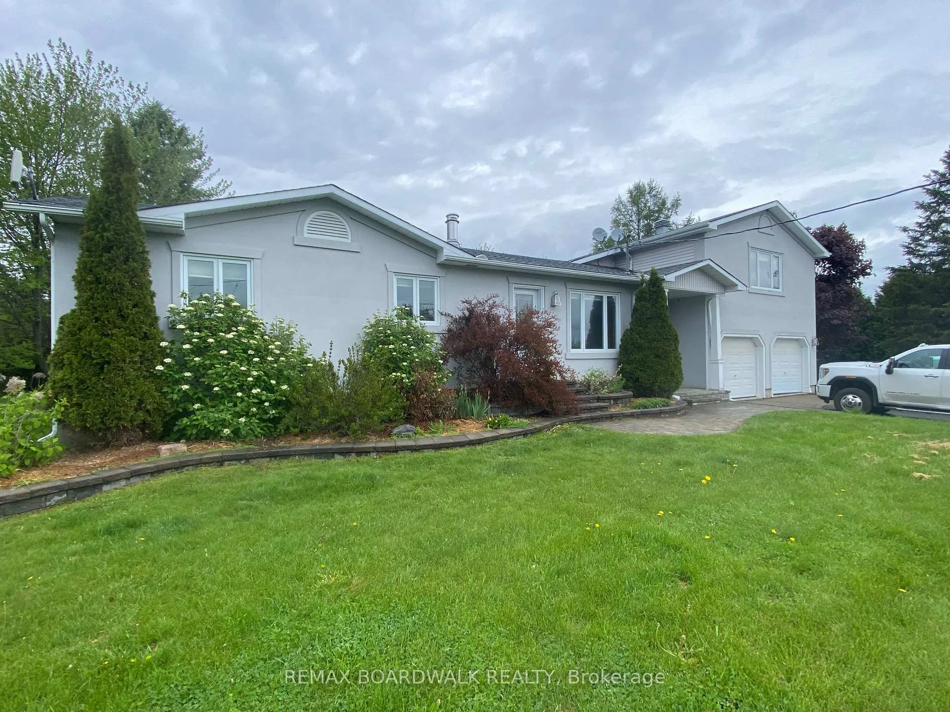 Photo 2 of 6222 Dunning Road S, Ottawa, Vars & Area — HOMEH