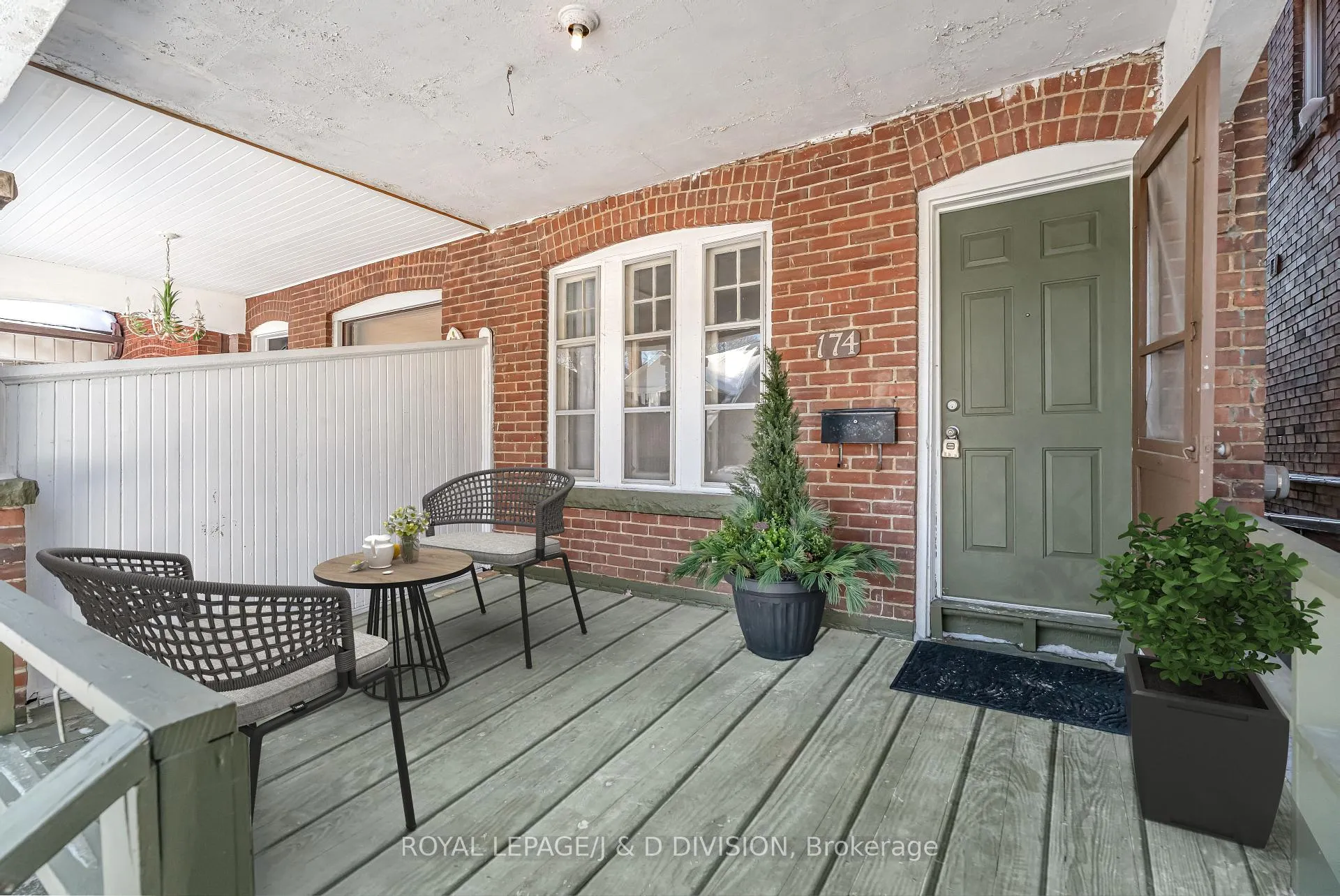 Photo 1 of 174 Arlington Avenue, Toronto, Oakwood Village — HOMEH