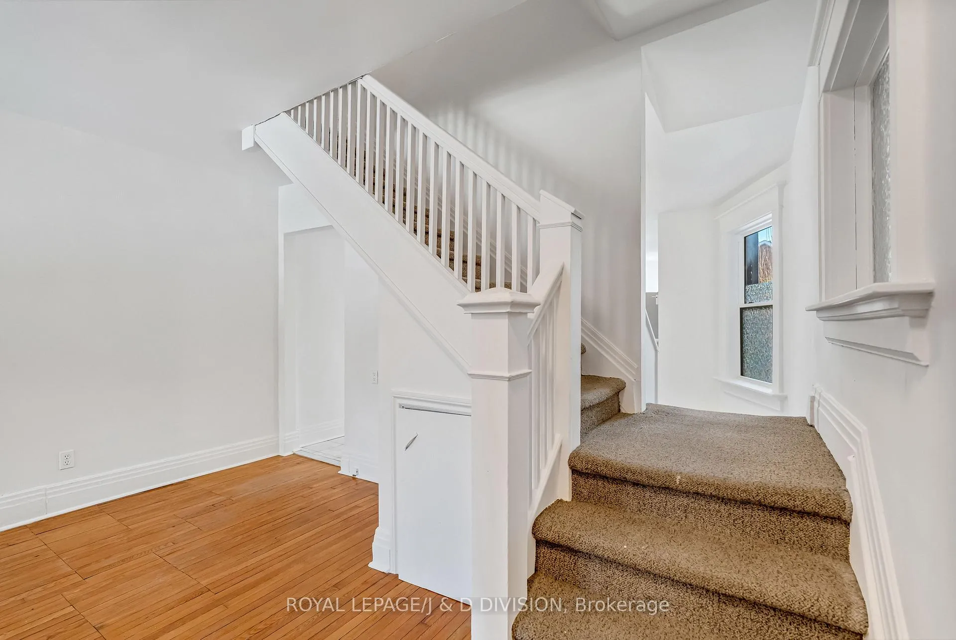 Photo 13 of 174 Arlington Avenue, Toronto, Oakwood Village — HOMEH