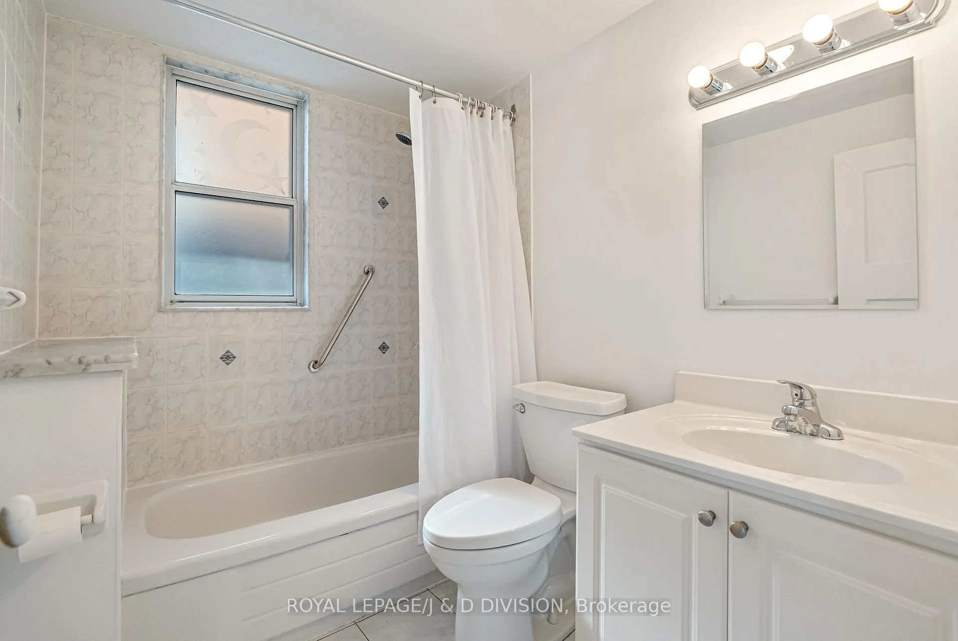 Photo 22 of 174 Arlington Avenue, Toronto, Oakwood Village — HOMEH