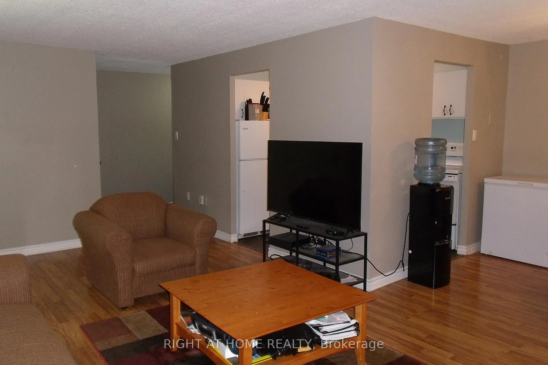 Photo 8 of Unit 414, 936 Glen Street, Oshawa, Lakeview — HOMEH