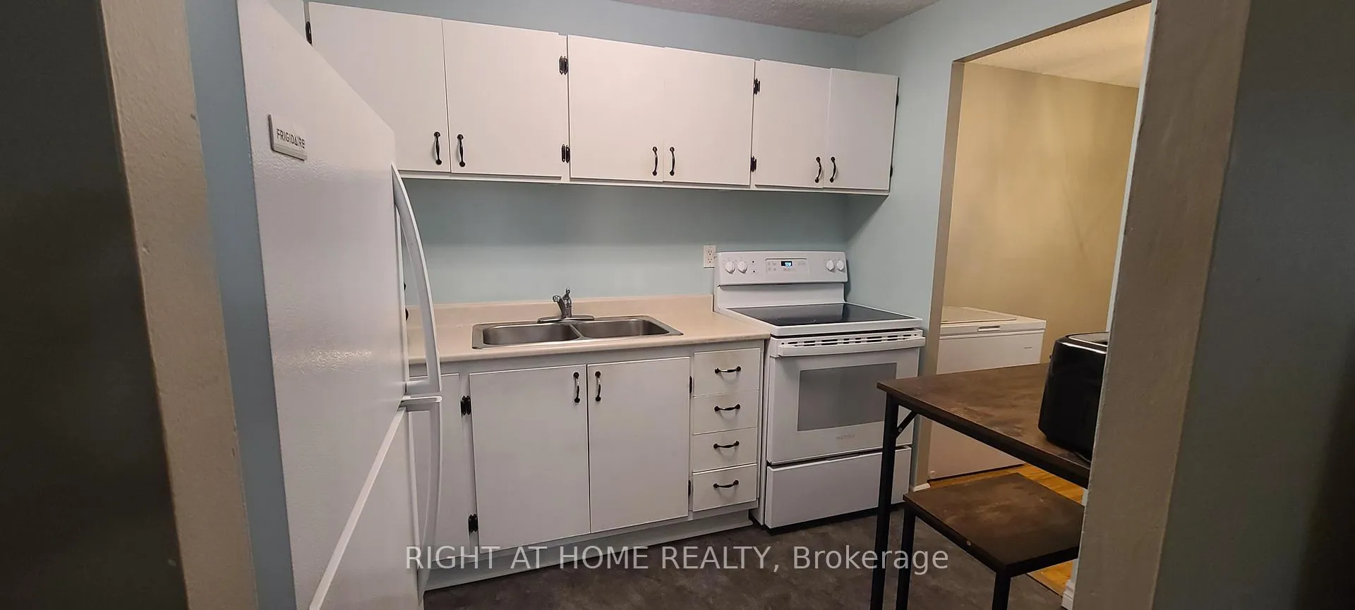 Photo 12 of Unit 414, 936 Glen Street, Oshawa, Lakeview — HOMEH