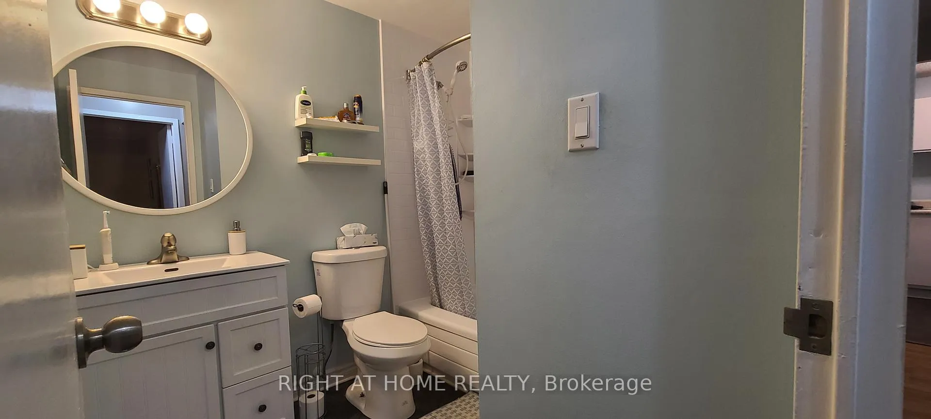 Photo 22 of Unit 414, 936 Glen Street, Oshawa, Lakeview — HOMEH