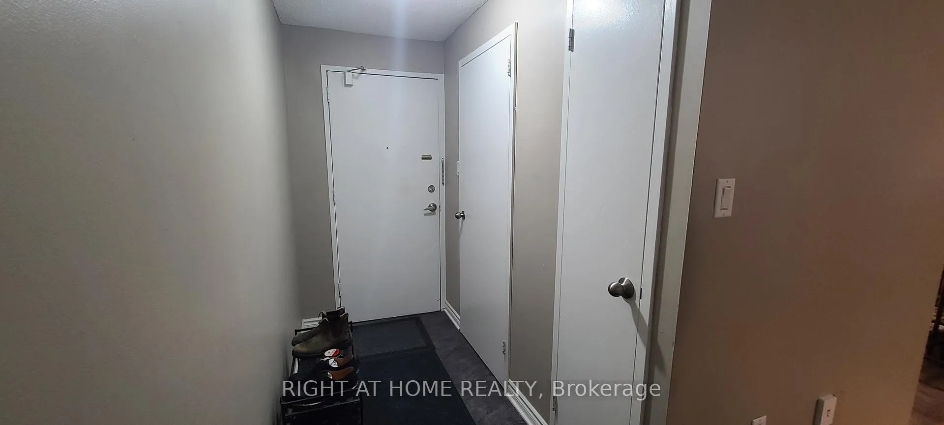 Photo 24 of Unit 414, 936 Glen Street, Oshawa, Lakeview — HOMEH