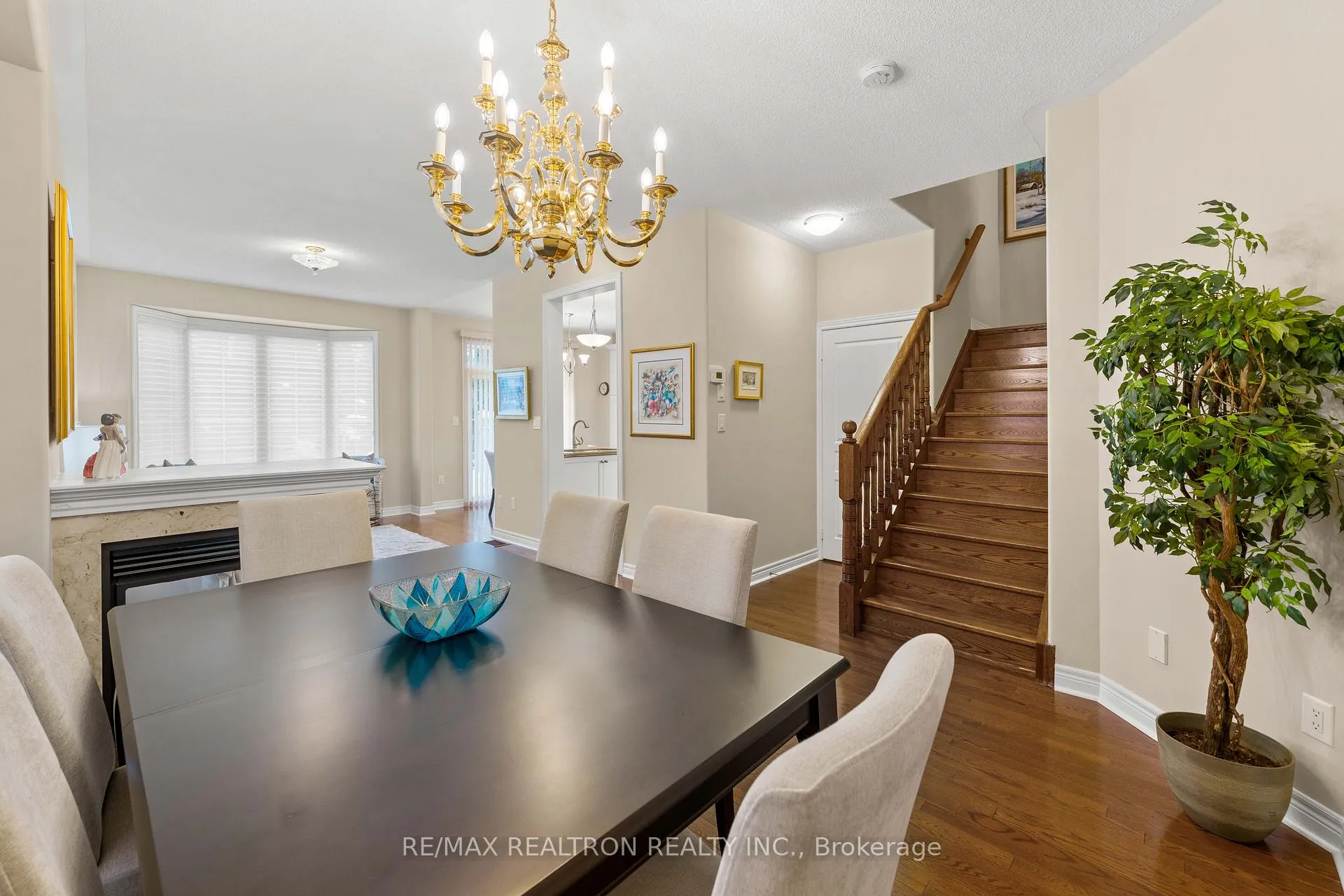 Photo 4 of 169 Balsamwood Road, Vaughan, Patterson — HOMEH