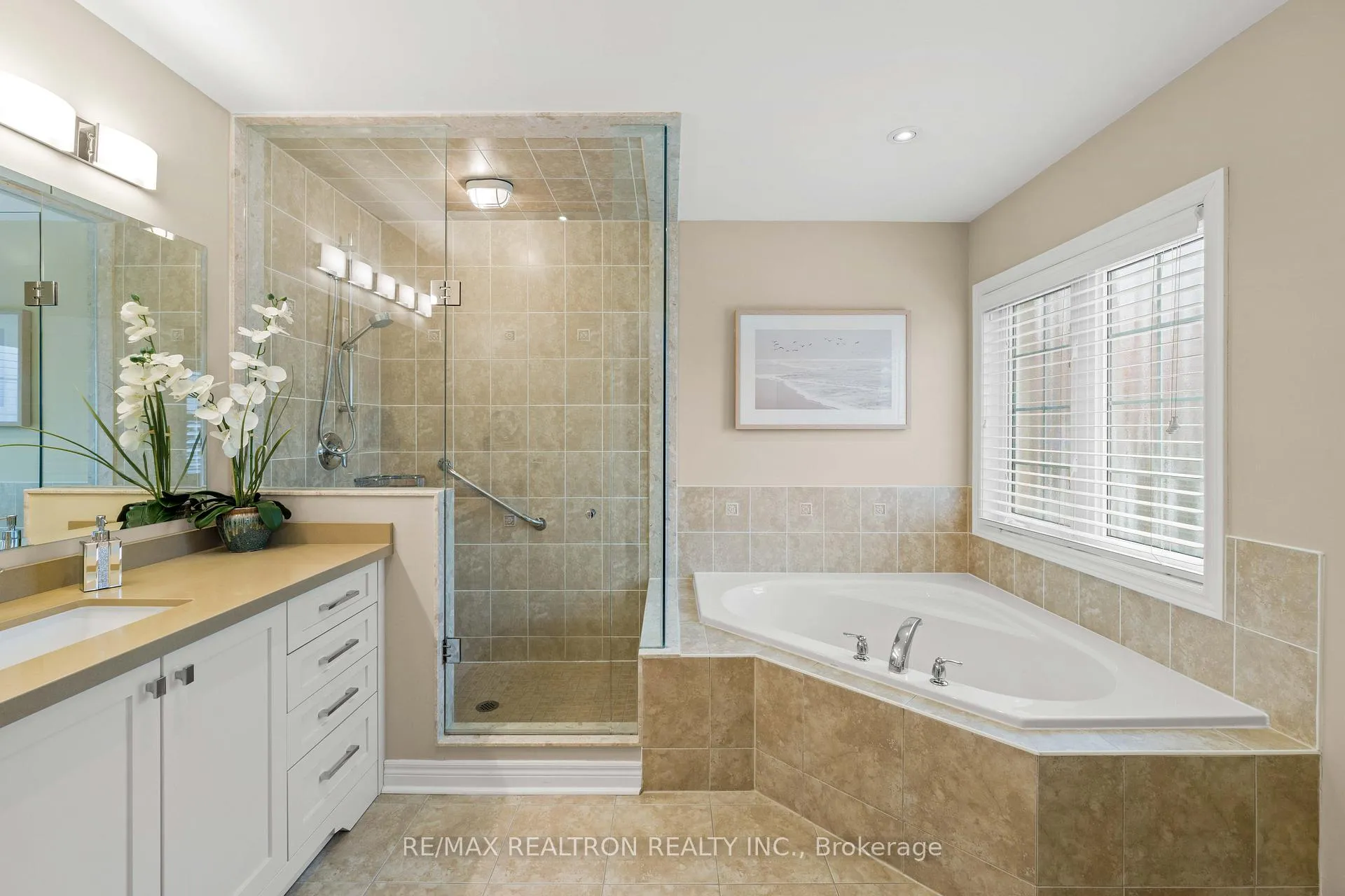 Photo 16 of 169 Balsamwood Road, Vaughan, Patterson — HOMEH