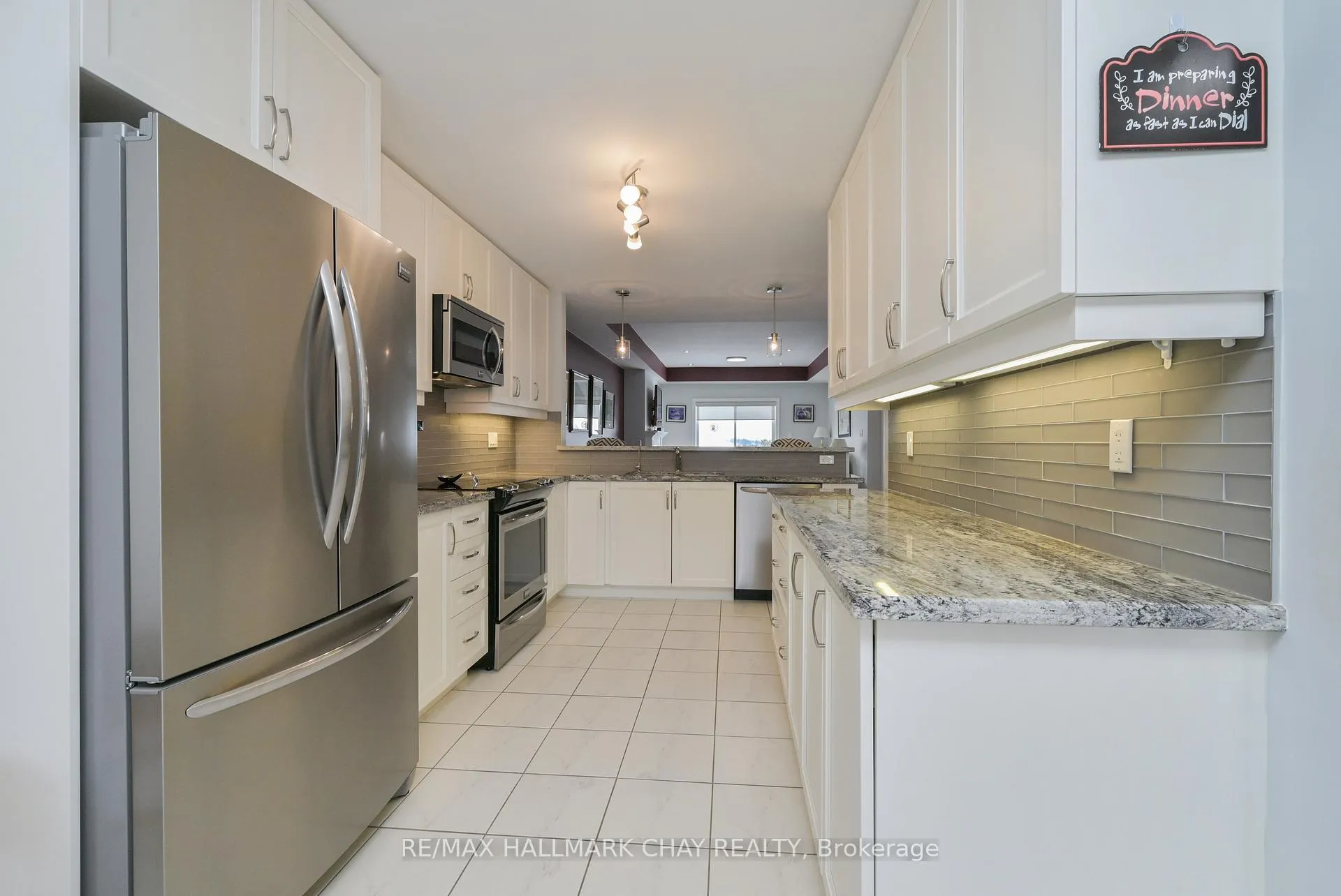 Photo 4 of 6 Upper Highland, New Tecumseth, Alliston — HOMEH