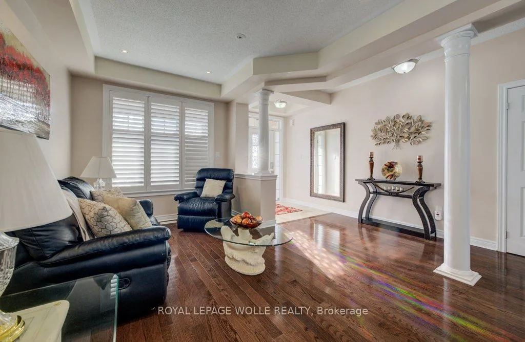 Photo 7 of 538 Thomas Slee Drive, Kitchener — HOMEH