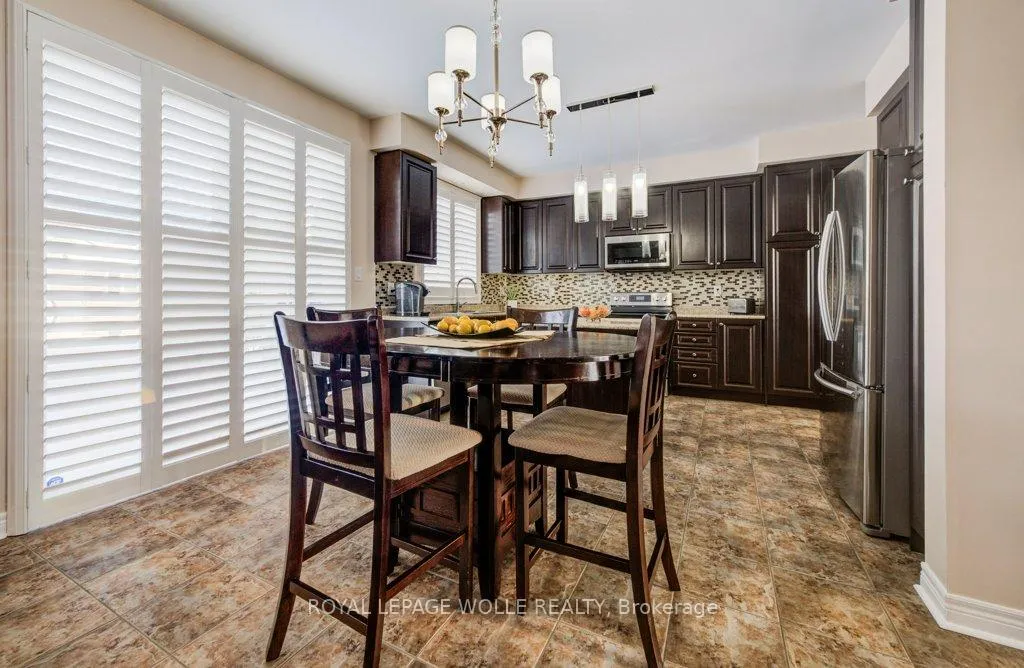 Photo 15 of 538 Thomas Slee Drive, Kitchener — HOMEH