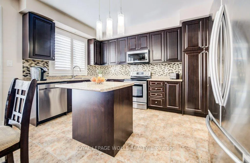Photo 16 of 538 Thomas Slee Drive, Kitchener — HOMEH