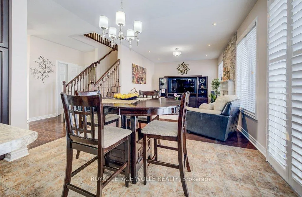 Photo 21 of 538 Thomas Slee Drive, Kitchener — HOMEH