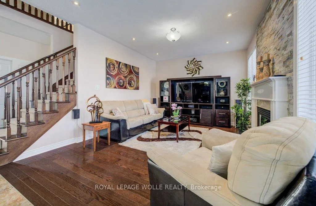 Photo 22 of 538 Thomas Slee Drive, Kitchener — HOMEH