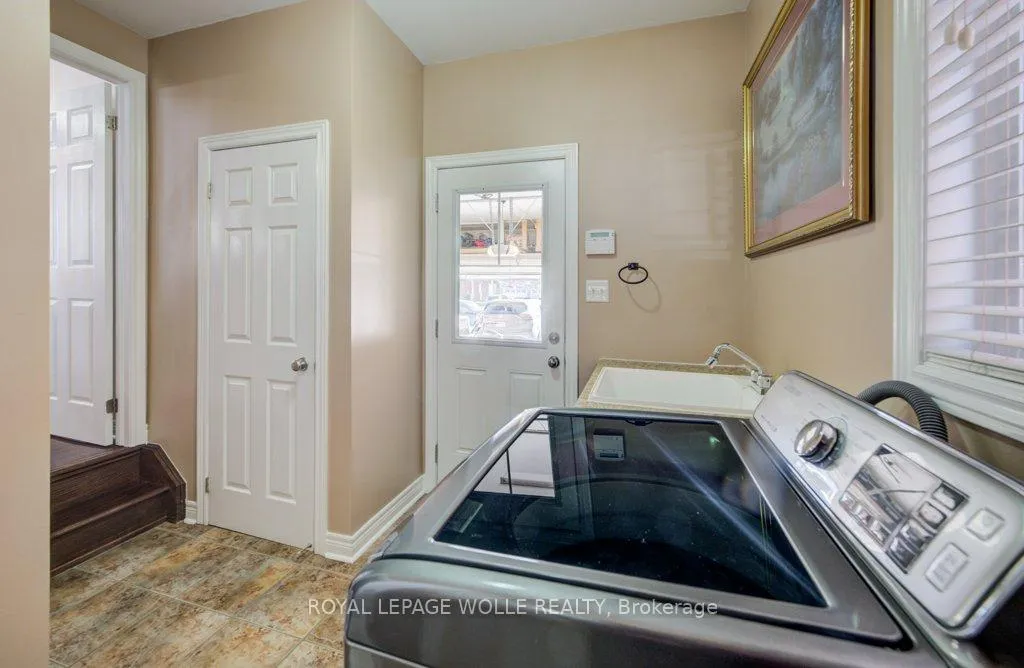 Photo 24 of 538 Thomas Slee Drive, Kitchener — HOMEH
