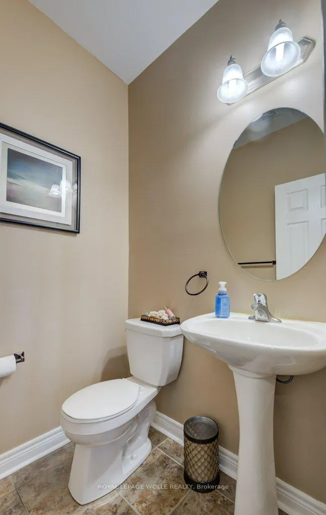 Photo 25 of 538 Thomas Slee Drive, Kitchener — HOMEH