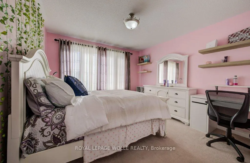 Photo 31 of 538 Thomas Slee Drive, Kitchener — HOMEH