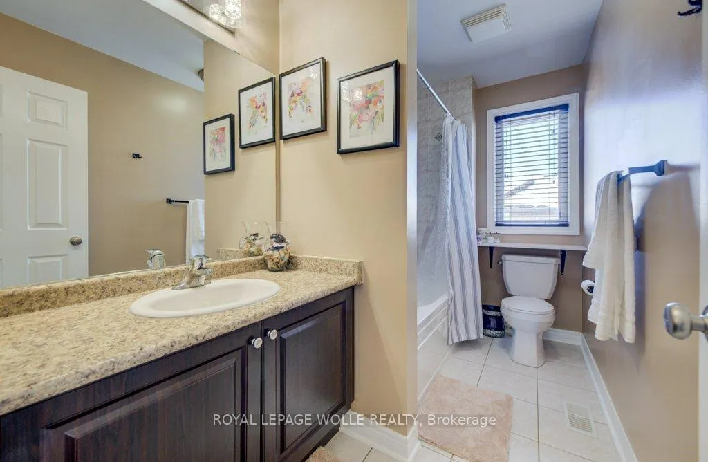 Photo 33 of 538 Thomas Slee Drive, Kitchener — HOMEH