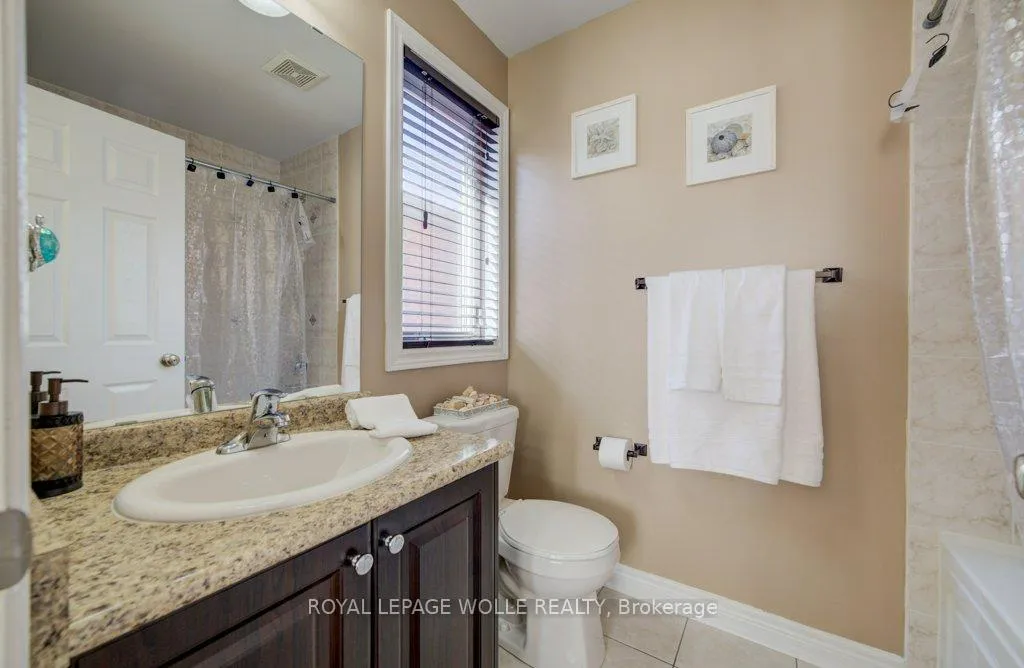 Photo 35 of 538 Thomas Slee Drive, Kitchener — HOMEH