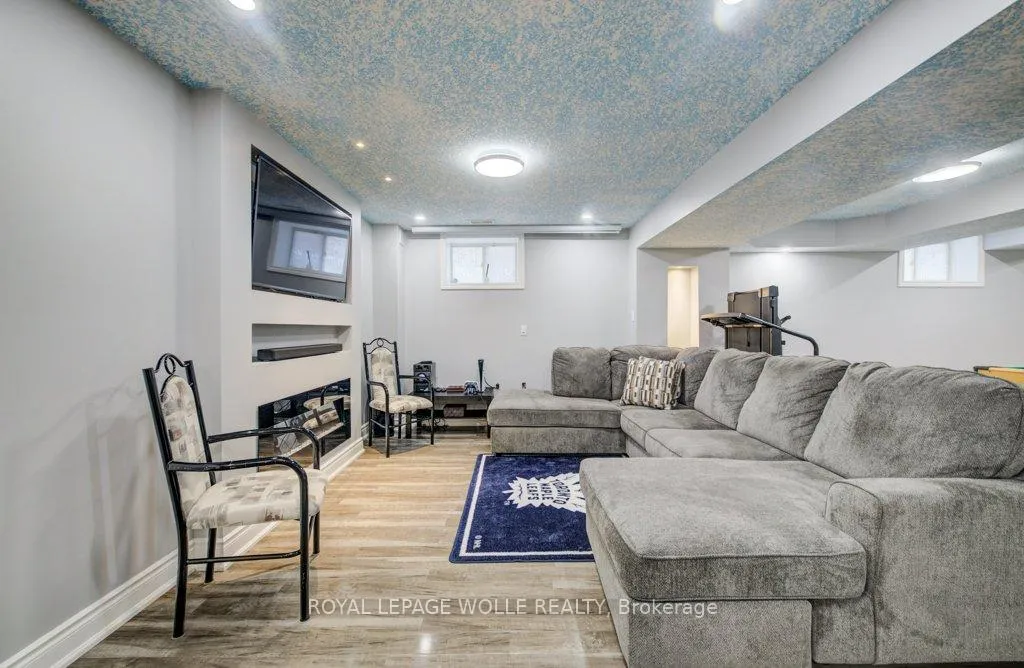 Photo 37 of 538 Thomas Slee Drive, Kitchener — HOMEH