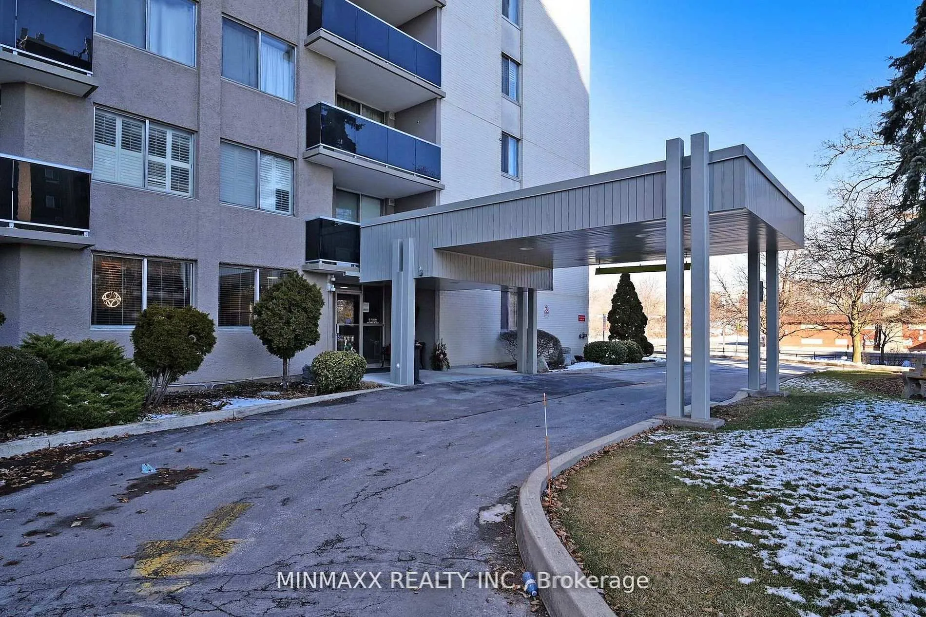 Photo 6 of Unit 703, 81 Millside Drive, Milton, Old Milton — HOMEH