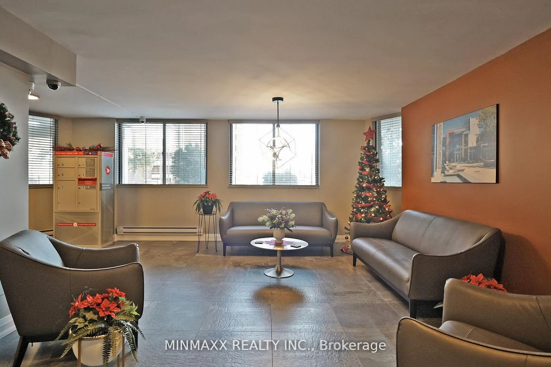 Photo 11 of Unit 703, 81 Millside Drive, Milton, Old Milton — HOMEH