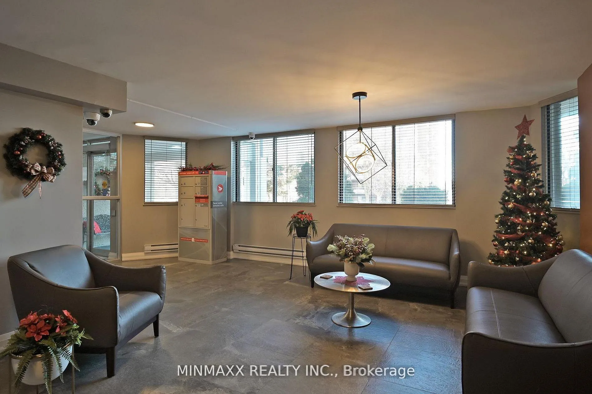 Photo 12 of Unit 703, 81 Millside Drive, Milton, Old Milton — HOMEH