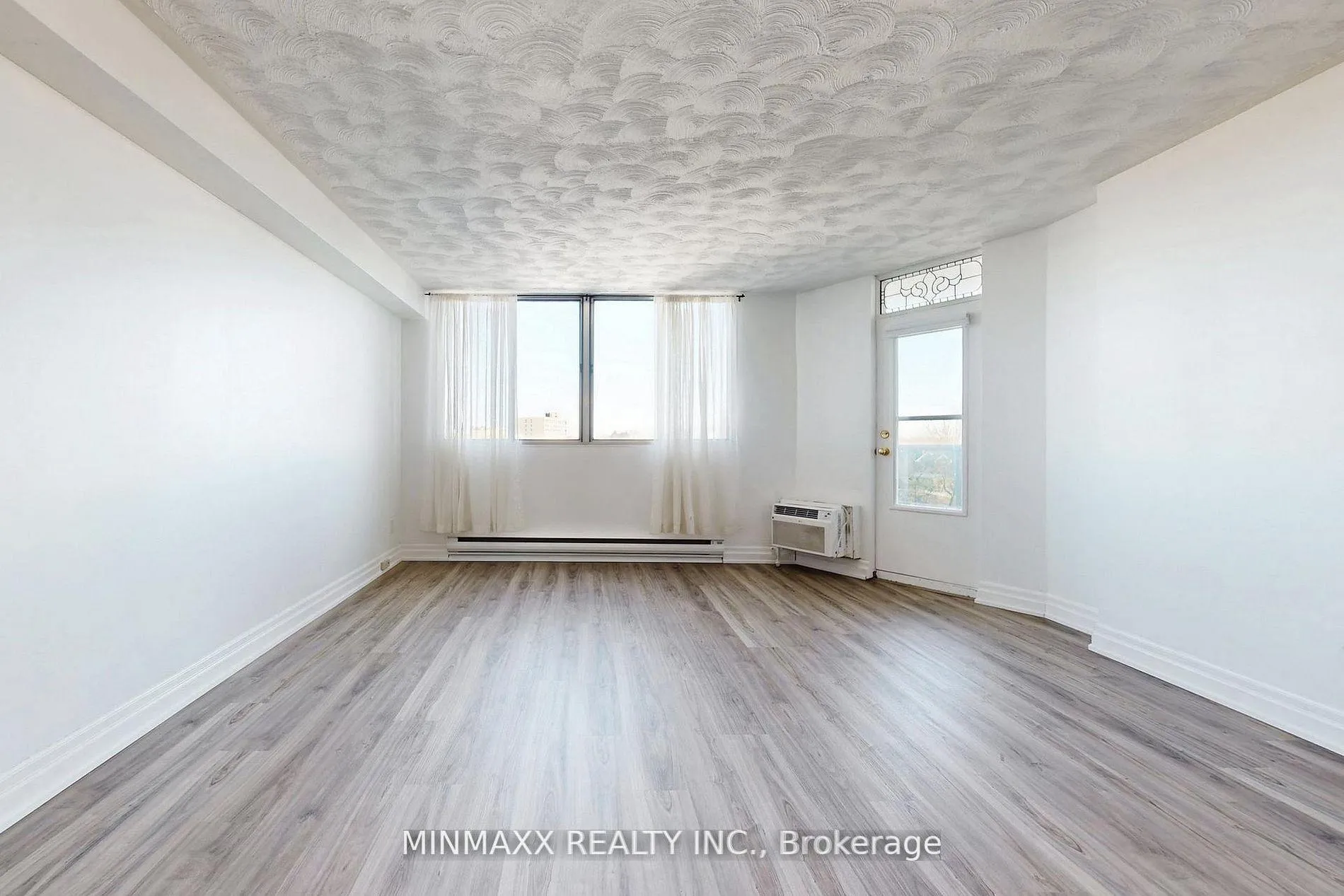 Photo 16 of Unit 703, 81 Millside Drive, Milton, Old Milton — HOMEH