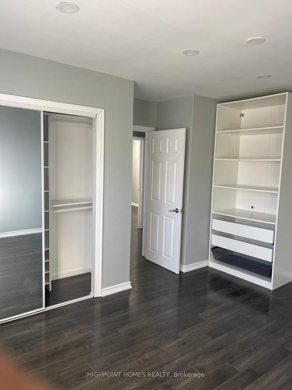 Photo 23 of Unit Upper, 631 Shakespeare Avenue, Oshawa, Donevan — HOMEH
