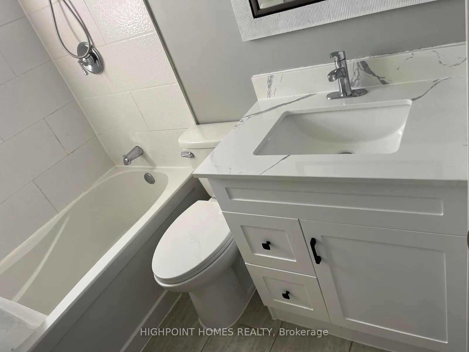 Photo 25 of Unit Upper, 631 Shakespeare Avenue, Oshawa, Donevan — HOMEH