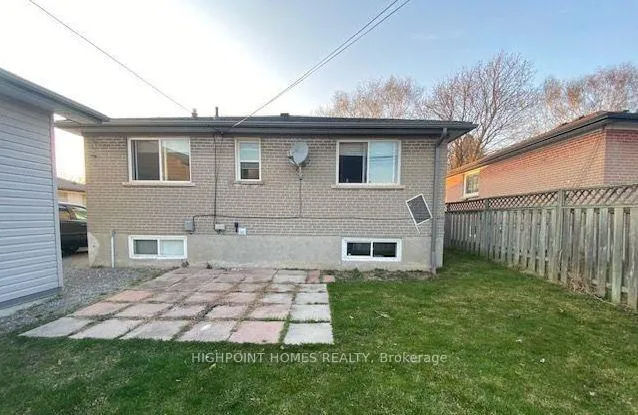Photo 28 of Unit Upper, 631 Shakespeare Avenue, Oshawa, Donevan — HOMEH