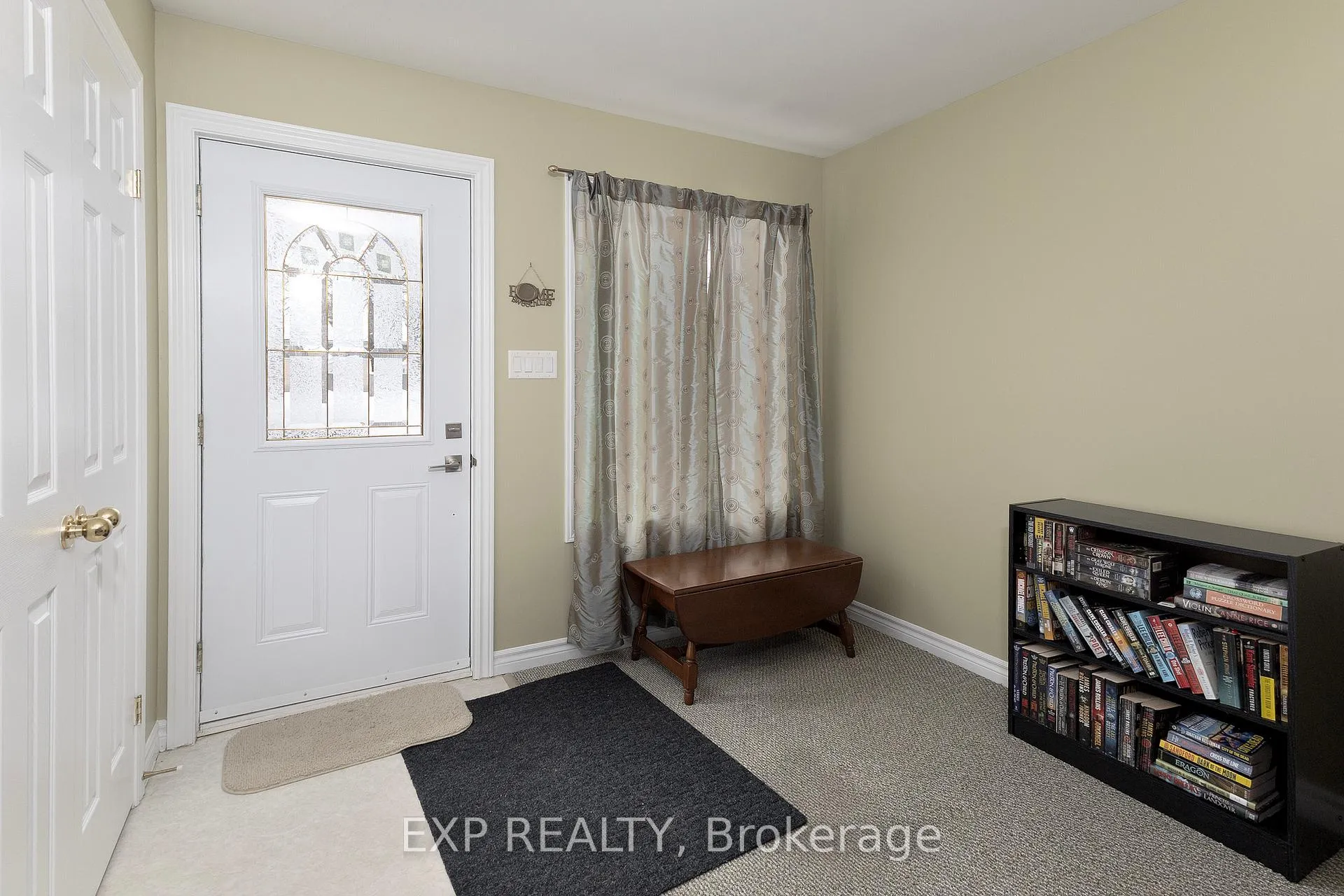 Photo 3 of 141 Dyer Street, Central Elgin, Belmont — HOMEH