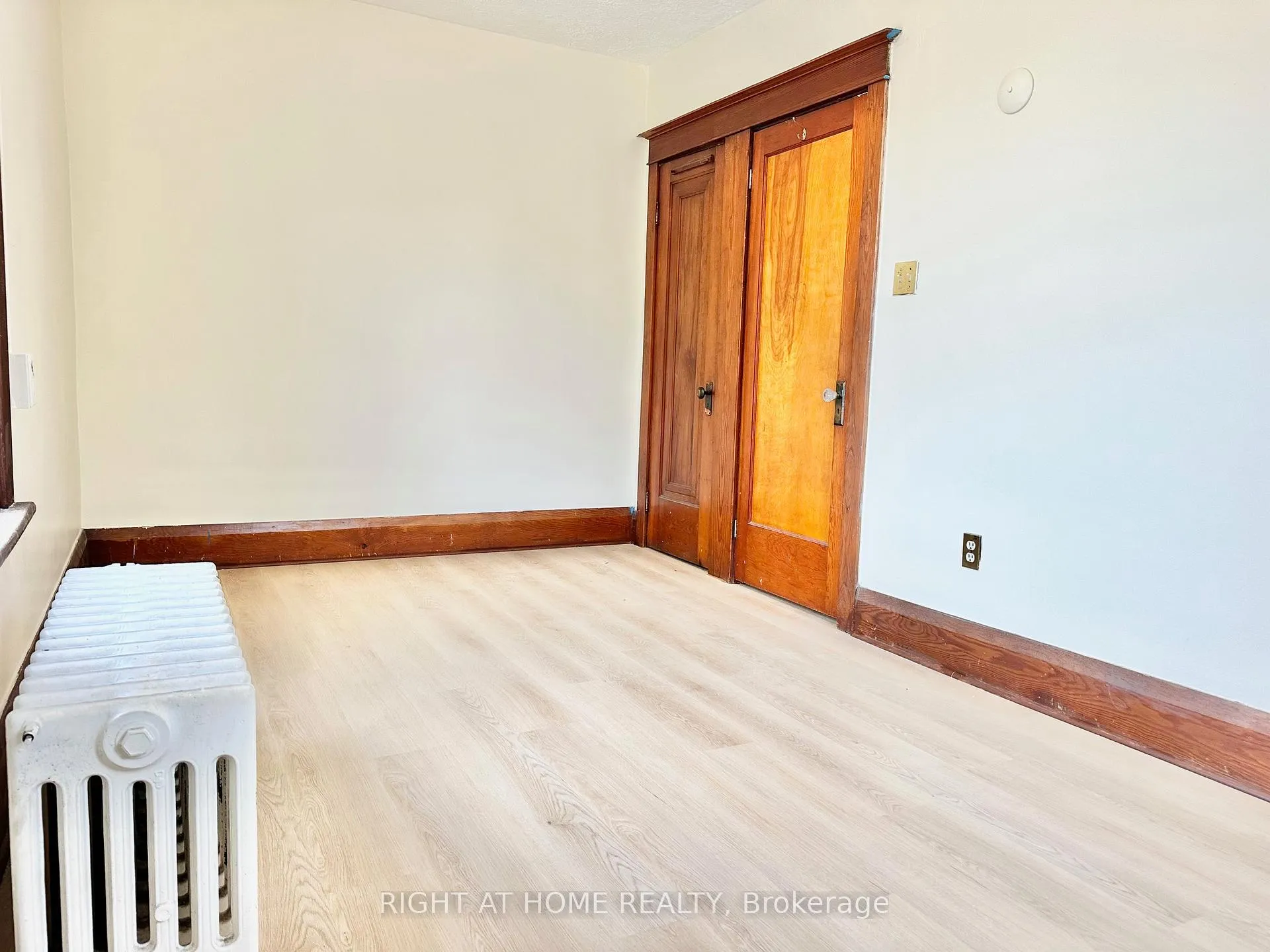 Photo 16 of 215 Rosewood Road, Hamilton, Glenview — HOMEH
