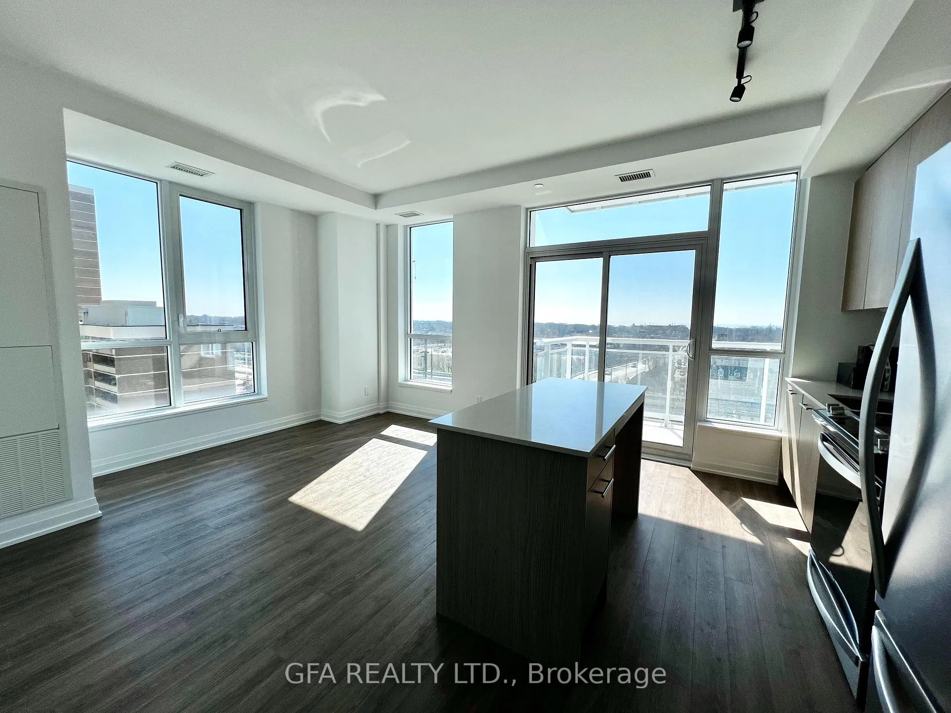 Photo 9 of Unit 912, 286 Main Street, Toronto, East End-Danforth — HOMEH