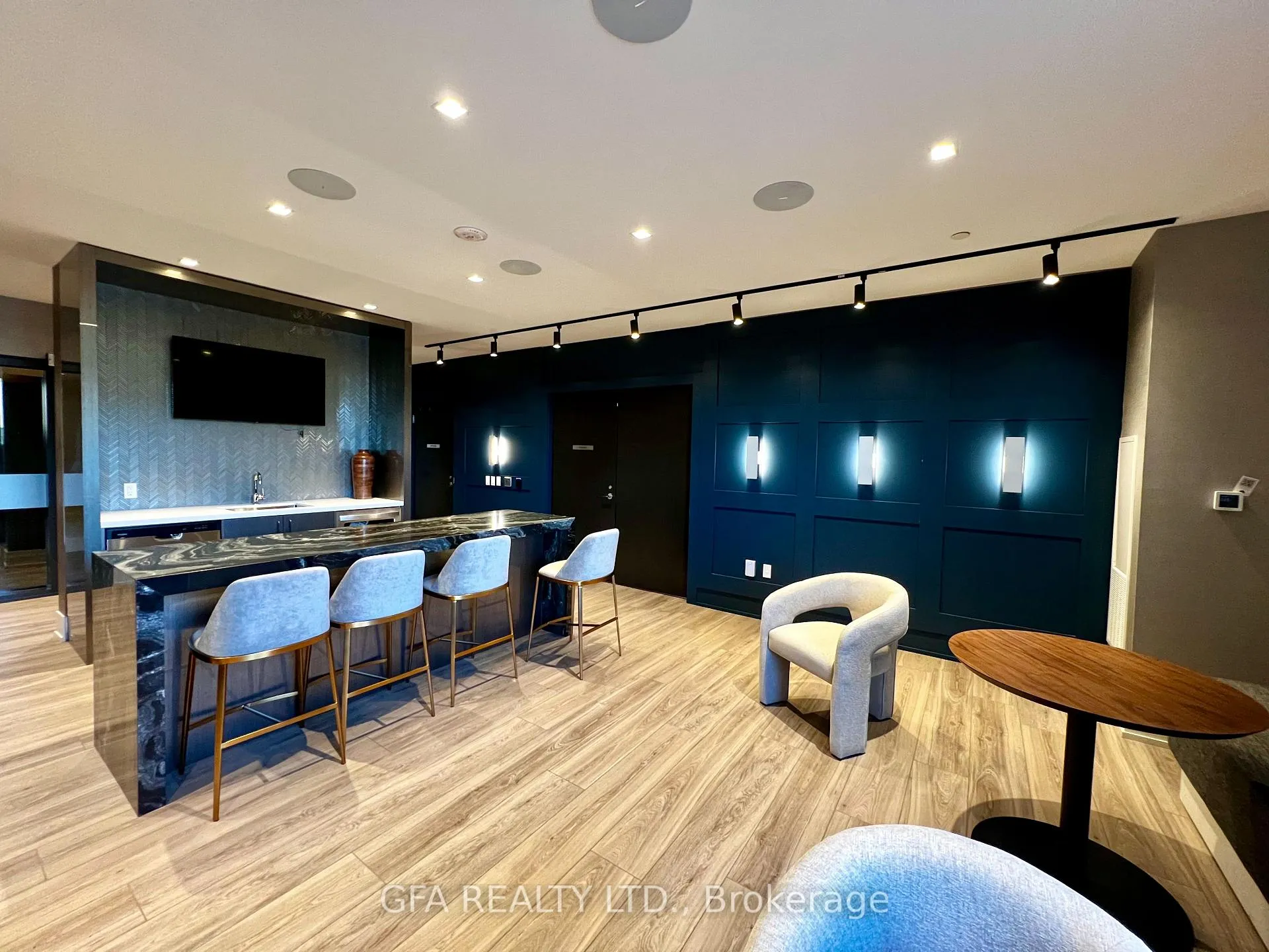 Photo 18 of Unit 912, 286 Main Street, Toronto, East End-Danforth — HOMEH