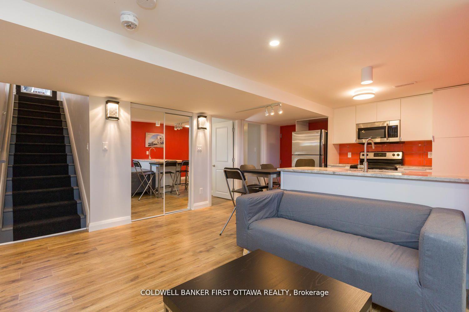 Photo 6 of 34 Westwood Drive, Ottawa, Meadowlands/Crestview — HOMEH