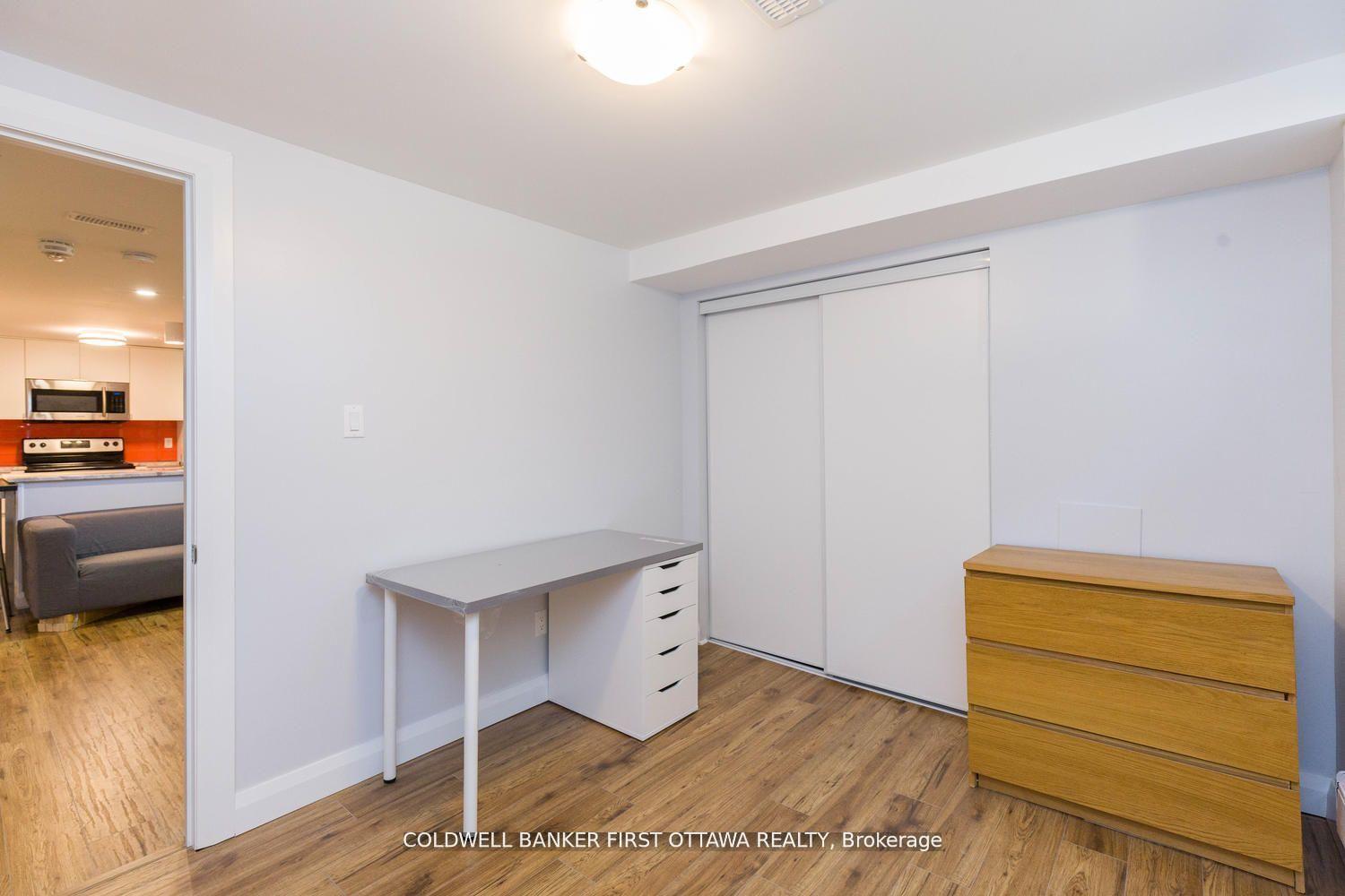 Photo 17 of 34 Westwood Drive, Ottawa, Meadowlands/Crestview — HOMEH